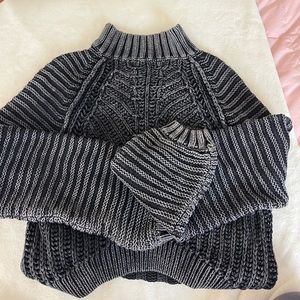 Free people sweater size small